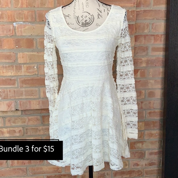 Forever 21 Dresses & Skirts - Forever 21 Lace Skater Dress